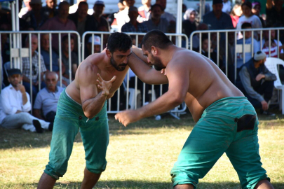  İznik'te güreş şöleni