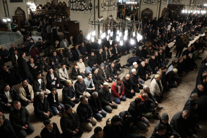 Miraç Kandili'nde Ulu Camii doldu taştı