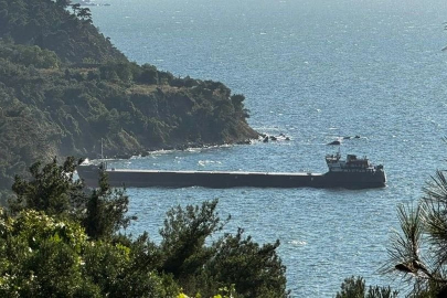 Mudanya’da yük gemisi karaya oturdu