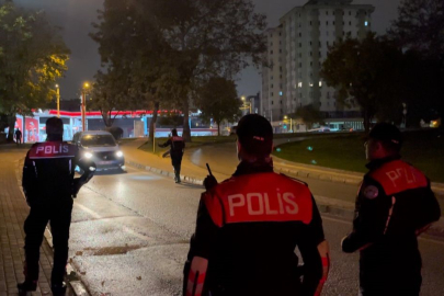 Yunus timleri ruhsatsız silaha geçit vermiyor