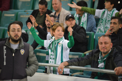 (ÖZEL) Bursaspor'un Muhteşem Kupa Zaferinden Taraftar Fotoğrafları