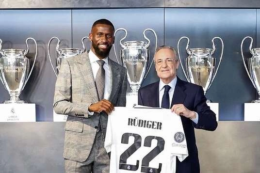 Rüdiger resmen Real Madrid'de