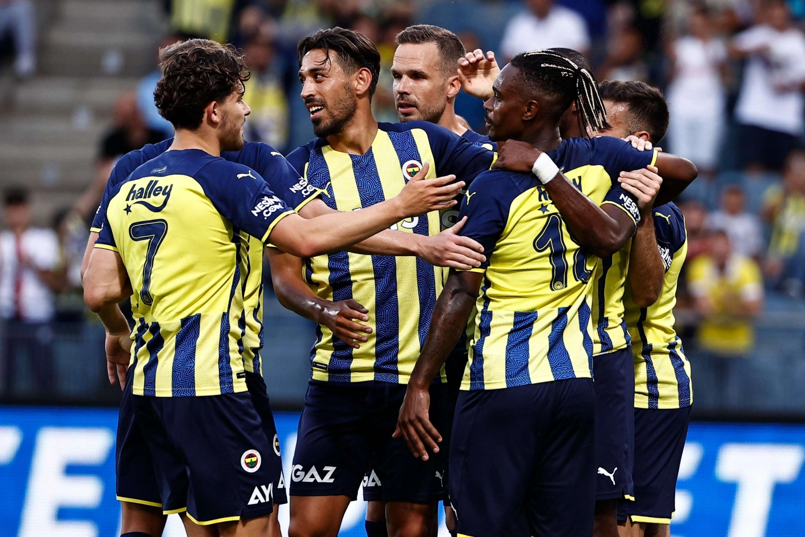 Hazırlık maçı: Fenerbahçe: 3 - Mol Fehervar: 0