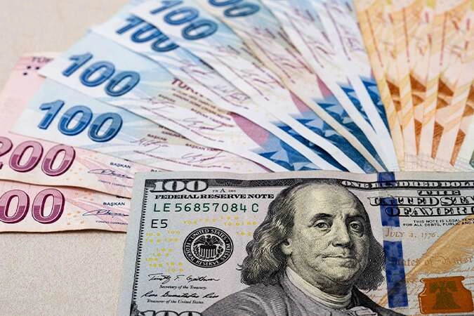 Dolar/TL yine rekor kırdı!