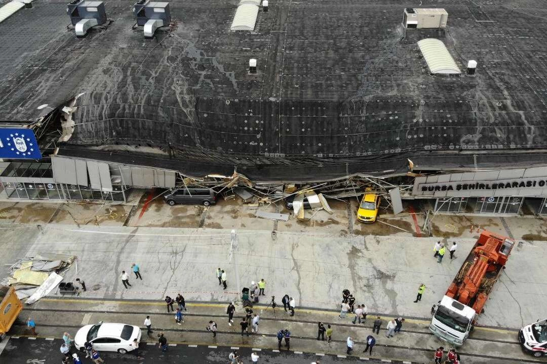 BURULAŞ Genel Müdürü açıkladı: Bursa terminaline yıldırım düşmedi!