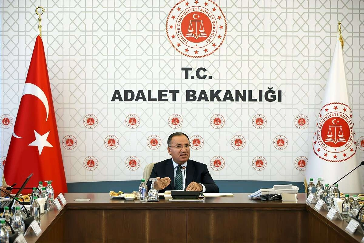 Bakan Bozdağ: 'Yeni bir hukuk sigortası düzenini ülkemize kazandırmak istiyoruz'