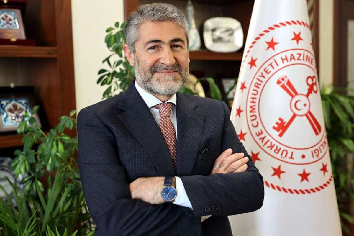 Bakan Nebati: 'KOBİ'ler için yeni bir hazine destekli kefalet paketi hazırlıyoruz'