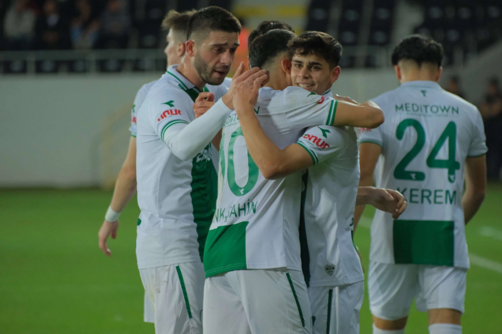 Bursaspor gücünü ekonomik kullanmalı