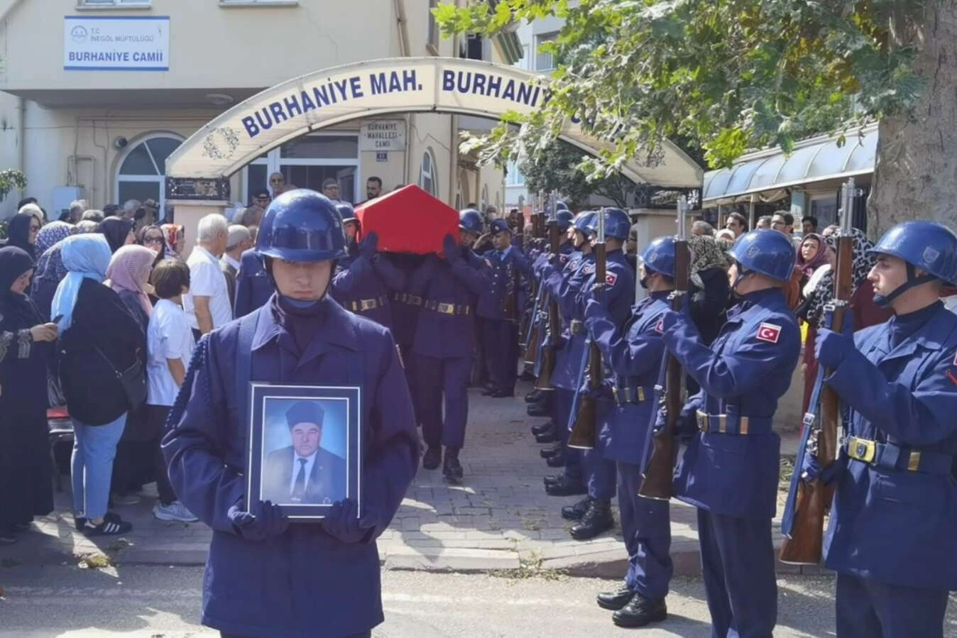 Kıbrıs gazisine son görev