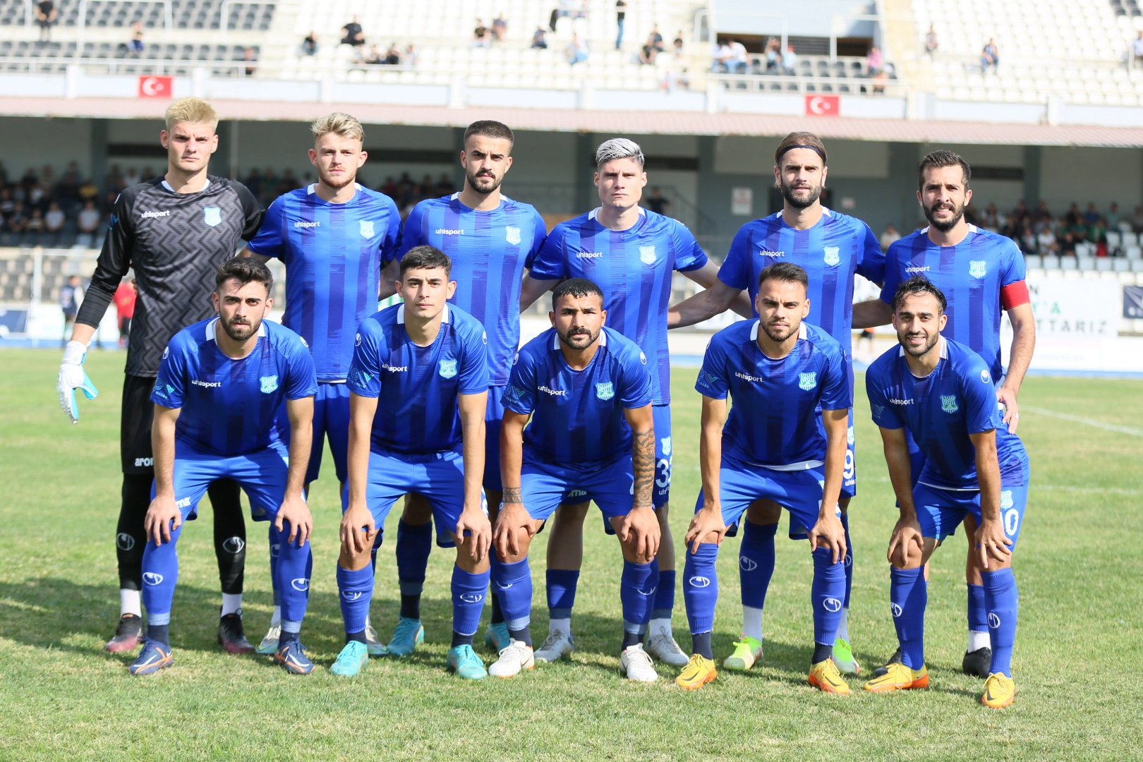 Bursa Yıldırımspor Osmaniyespor'u ağırlıyor