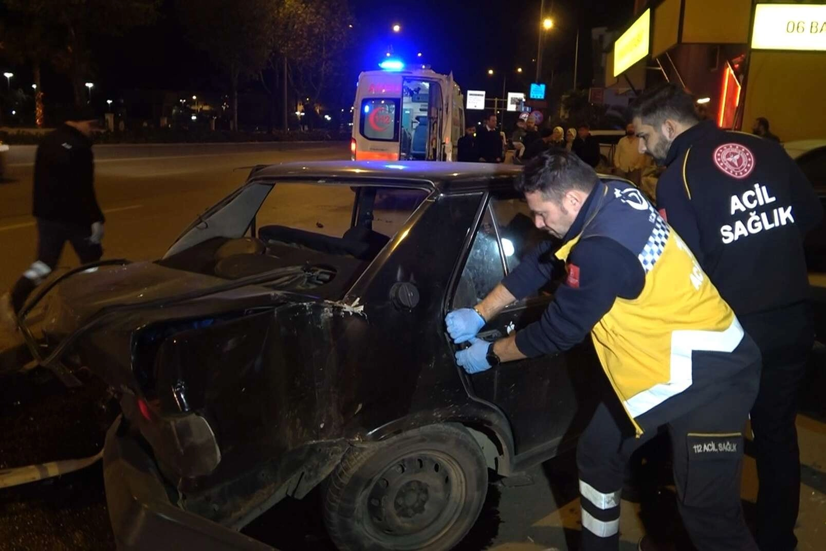 Uyumak için aracını yol kenarına çekti, gözünü hastanede açtı