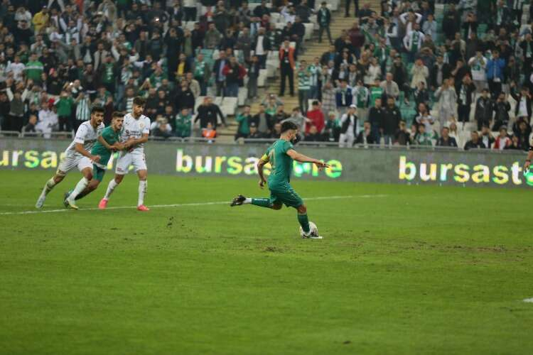 Bursaspor-İnegölspor (FOTO GALERİ)