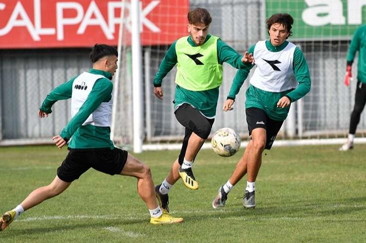 Bursaspor’da Menemen FK maçı hazırlıkları başladı