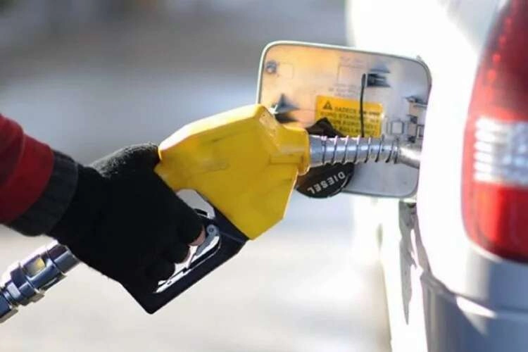 Benzine 77 kuruş indirim geliyor!