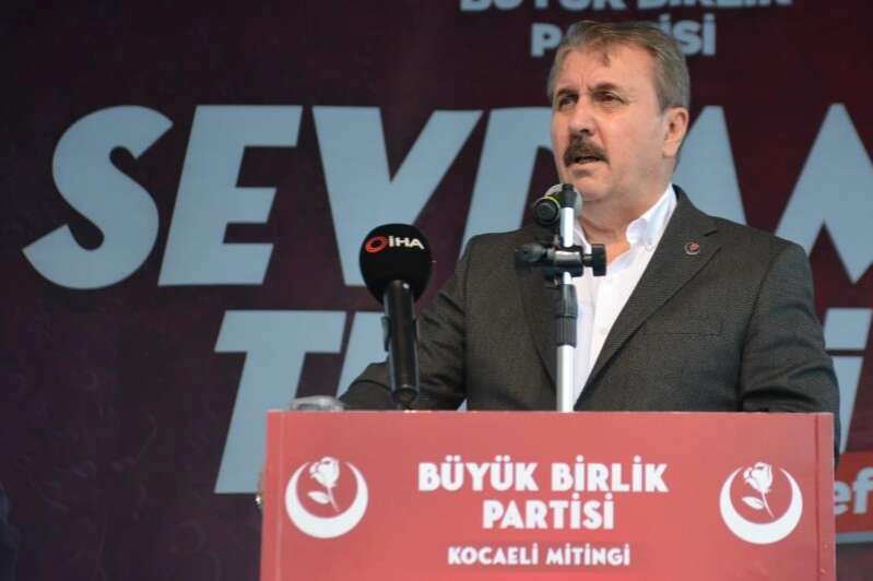 BBP Lideri Destici: "Kim başörtüsüne özgürlükten yana; kim yasaktan yana; kim başörtüsü düşmanları ile kol kola göreceğiz