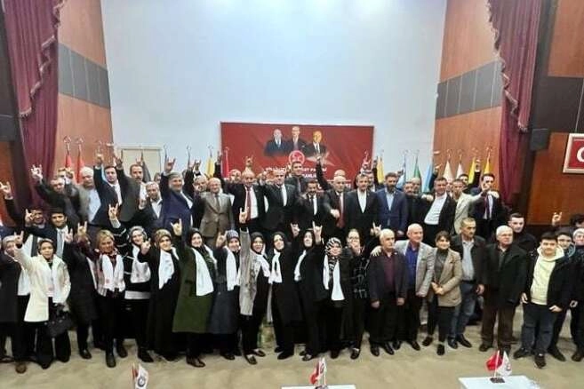 MHP’den Alinur Aktaş’a tam destek