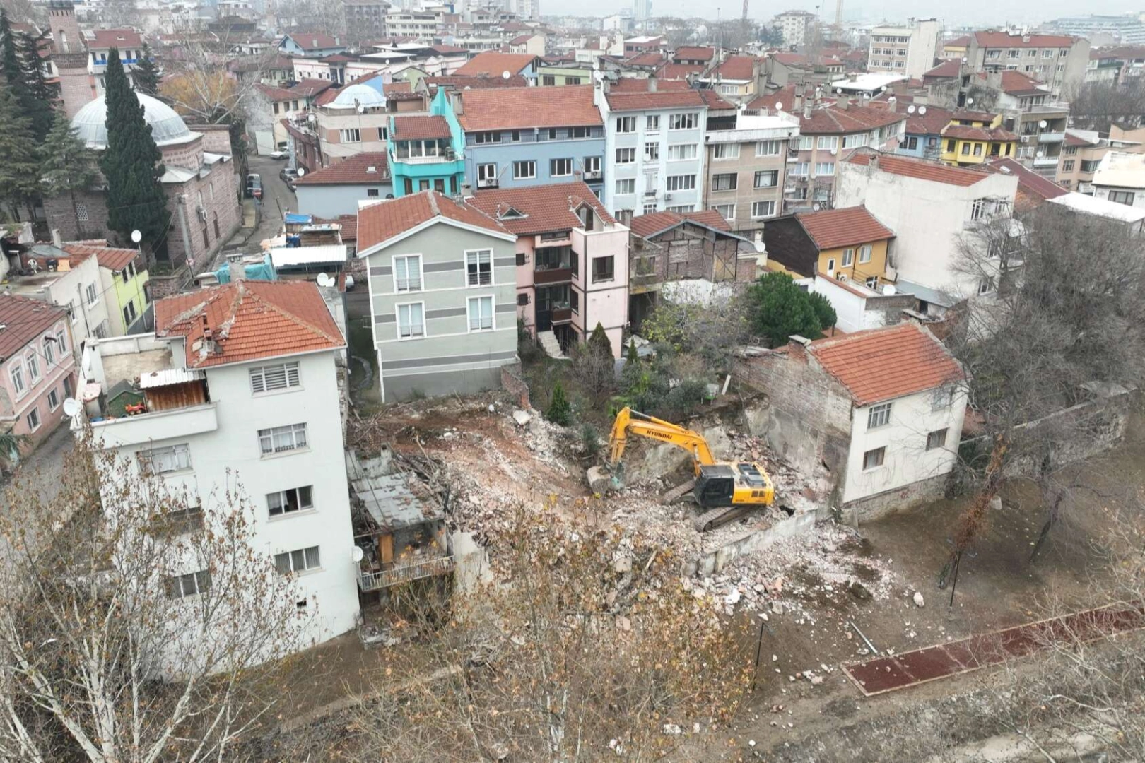 Bursa'da riskli yapılar ortadan kaldırılıyor