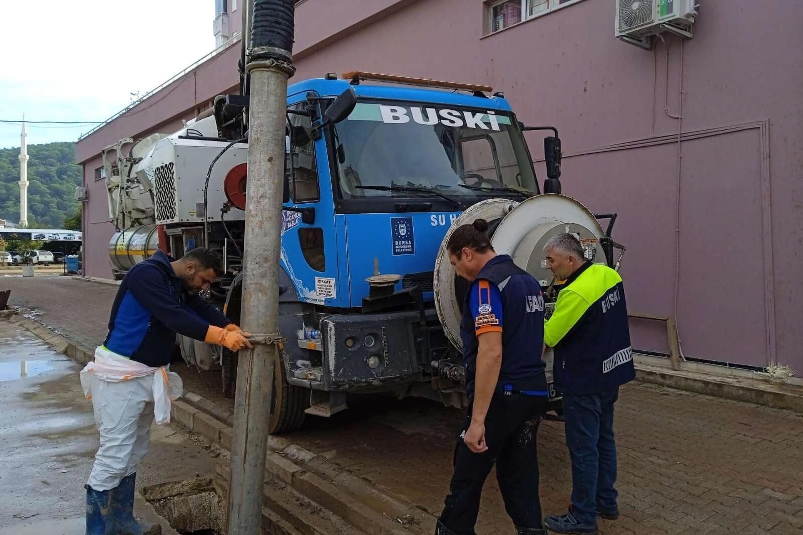 BUSKİ ekipleri Antalyalıların hizmetinde