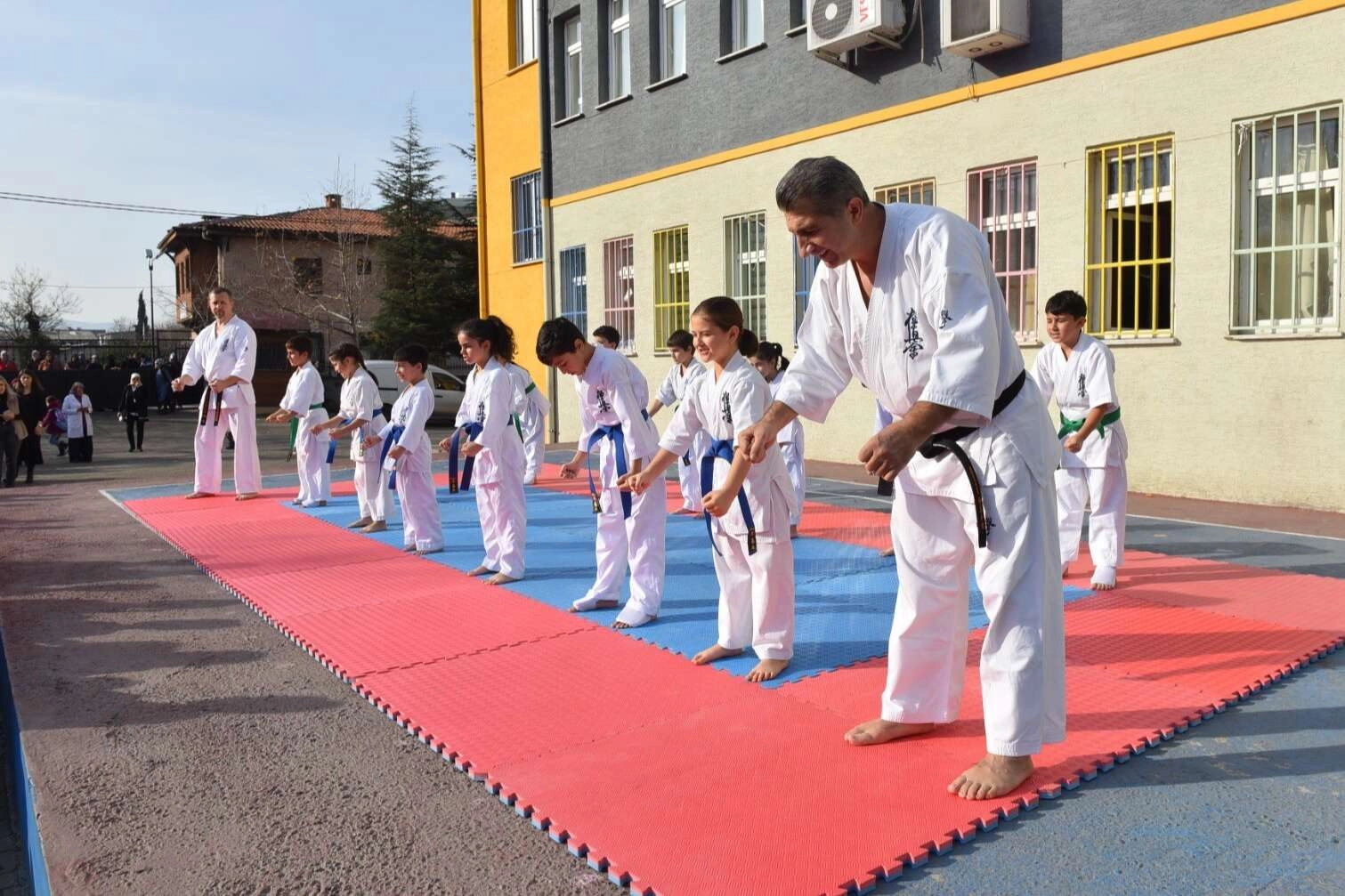 Yıldırım sporla büyüyor