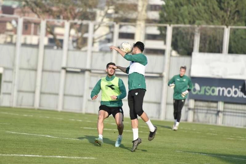 Bursaspor’da devre arası çalışmaları başladı