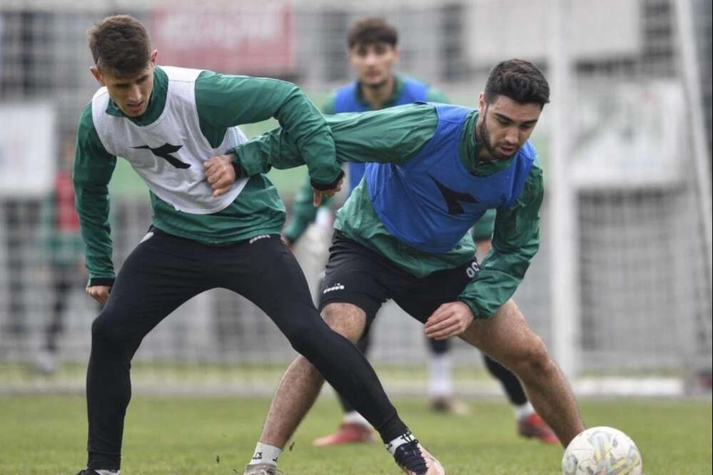 Bursaspor ligin ikinci yarısına yüksek tempoda hazırlanıyor