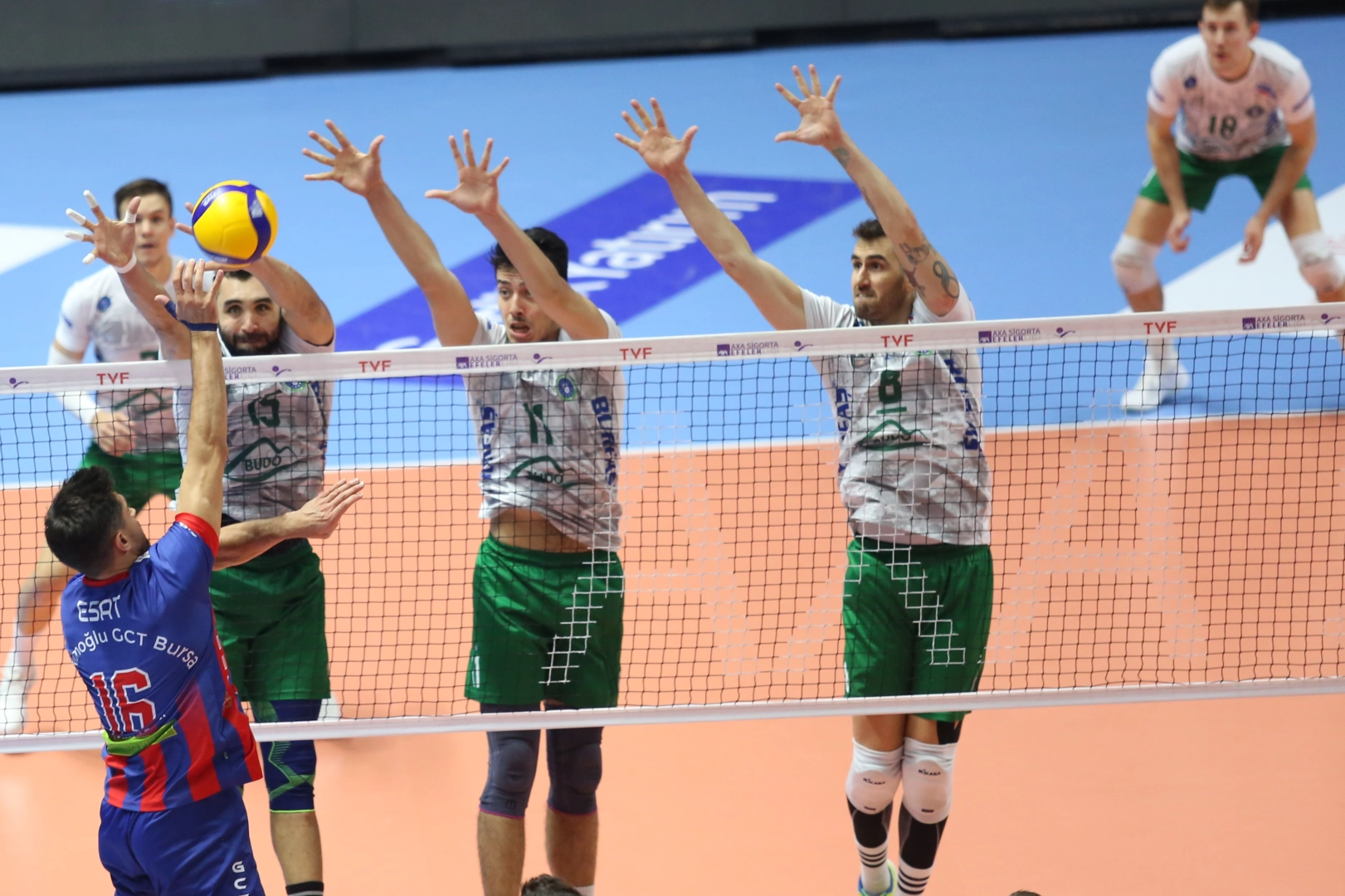 Büyükşehir Belediyespor Bursa derbisinde Hekimoğlu GCT Voleybol İhtisas’a konuk olacak