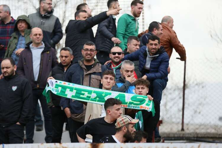 Bursaspor taraftarı İnegöl deplasmanında (FOTO GALERİ)