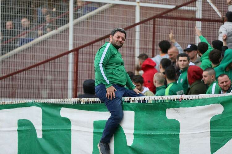 Bursaspor taraftarı İnegöl deplasmanında (FOTO GALERİ)