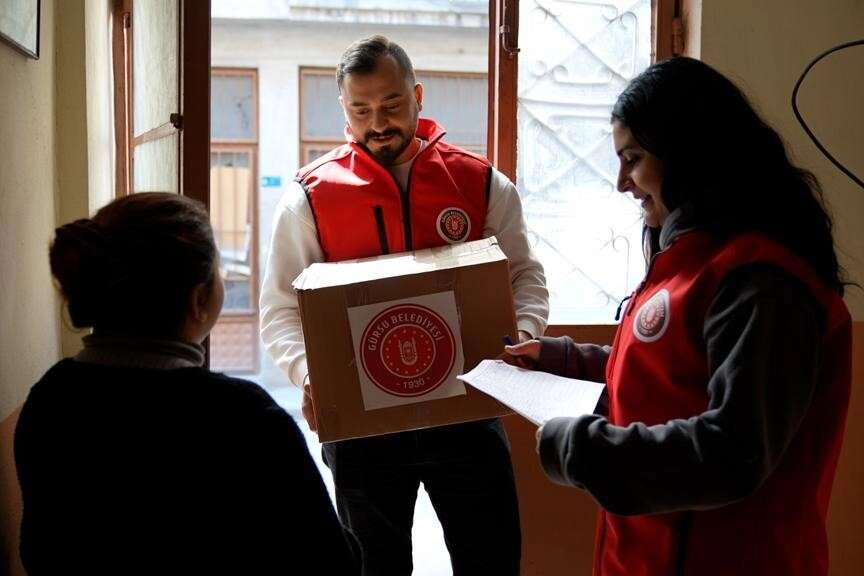 Gürsu Belediyesi ramazan bereketini evlere ulaştırıyor