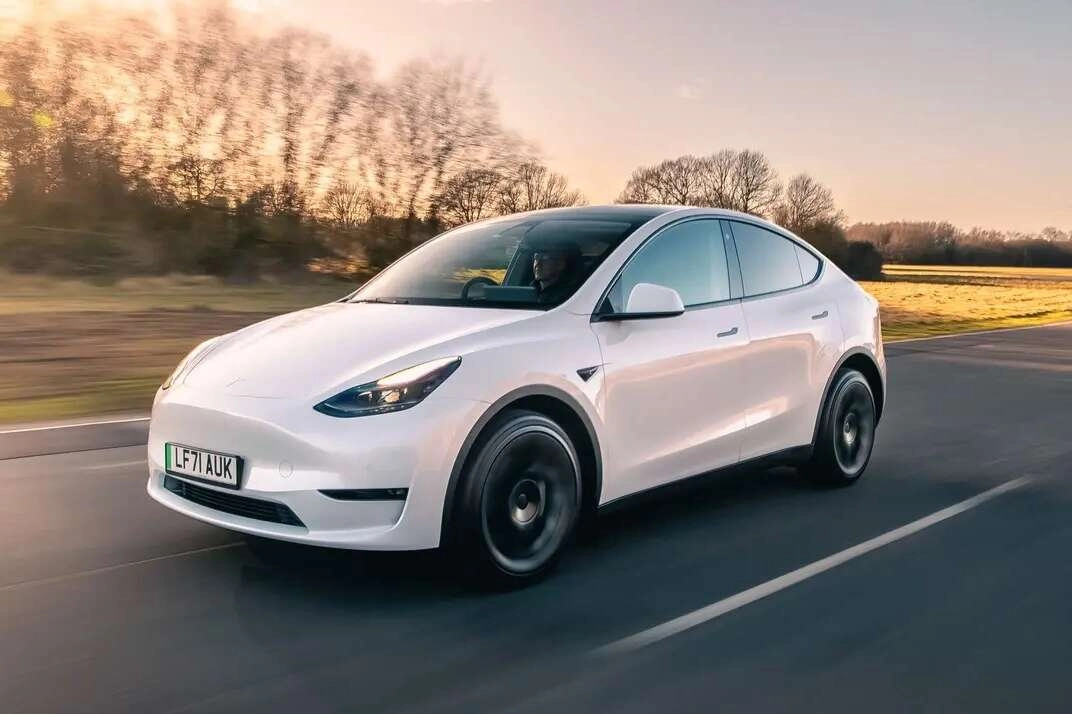 Tesla Model Y Türkiye fiyatı belli oldu!