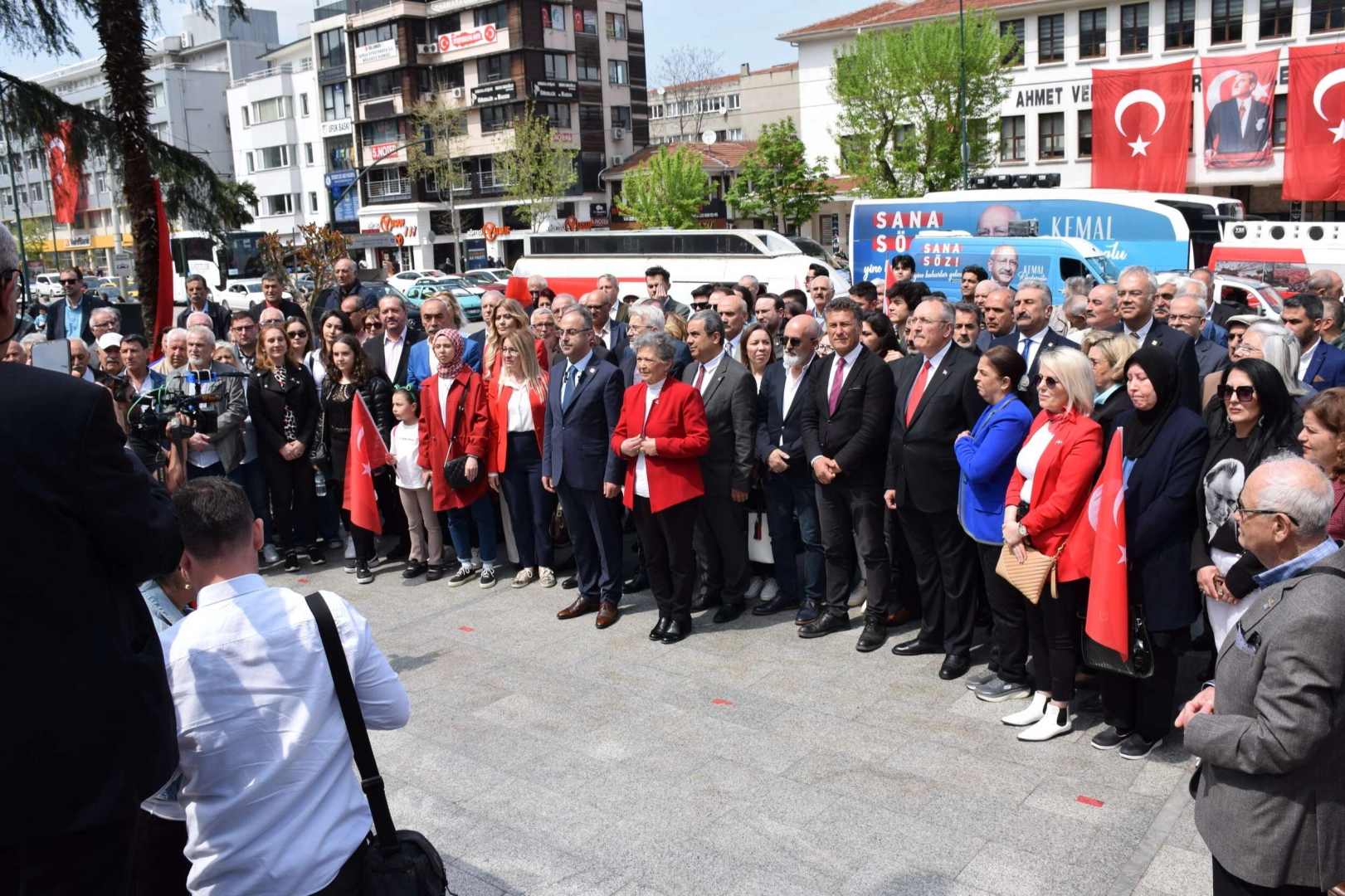 CHP Bursa  Ata'nın huzurundaydı