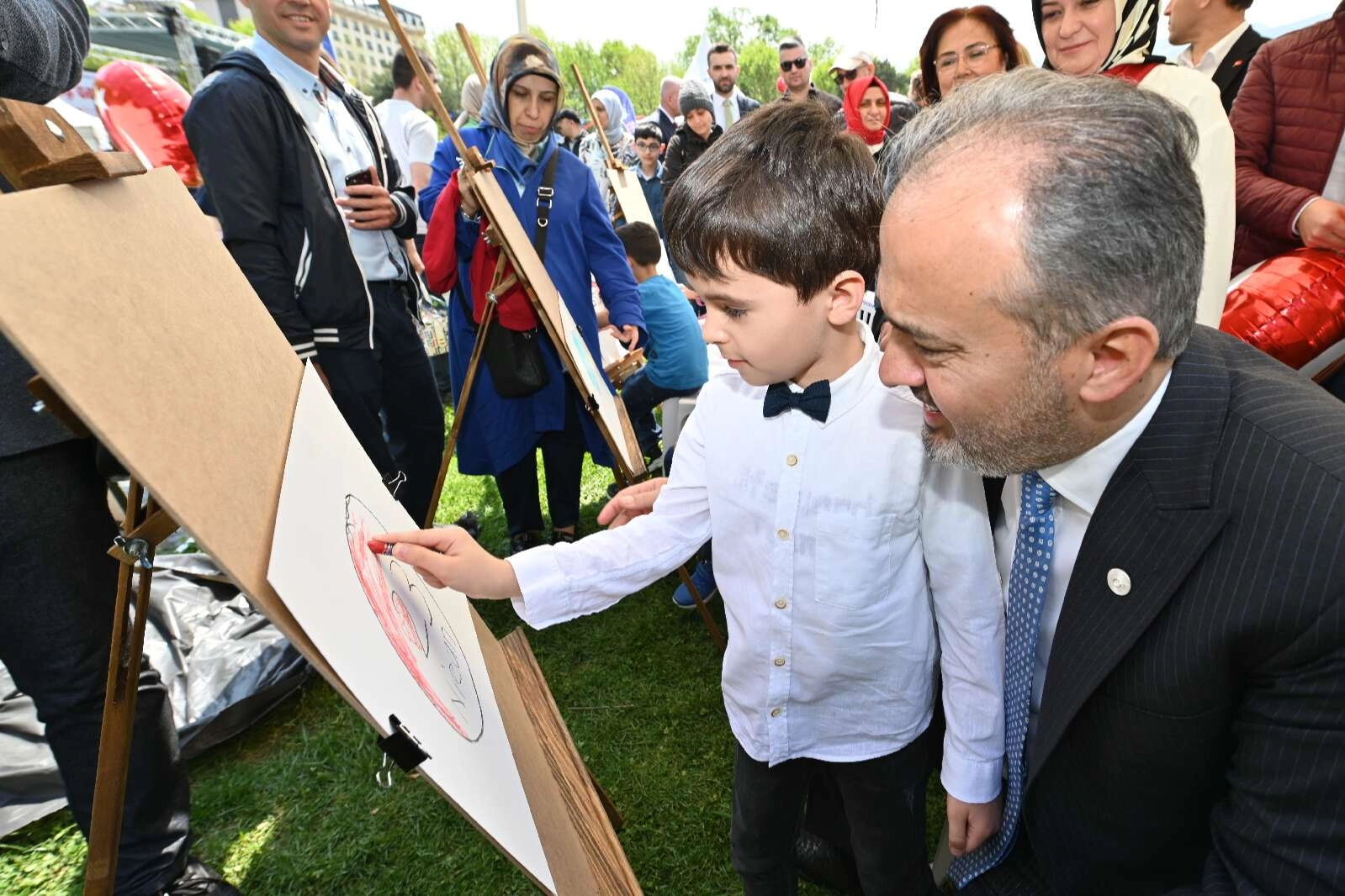 Çocuk Şenliği’nde çifte bayram coşkusu