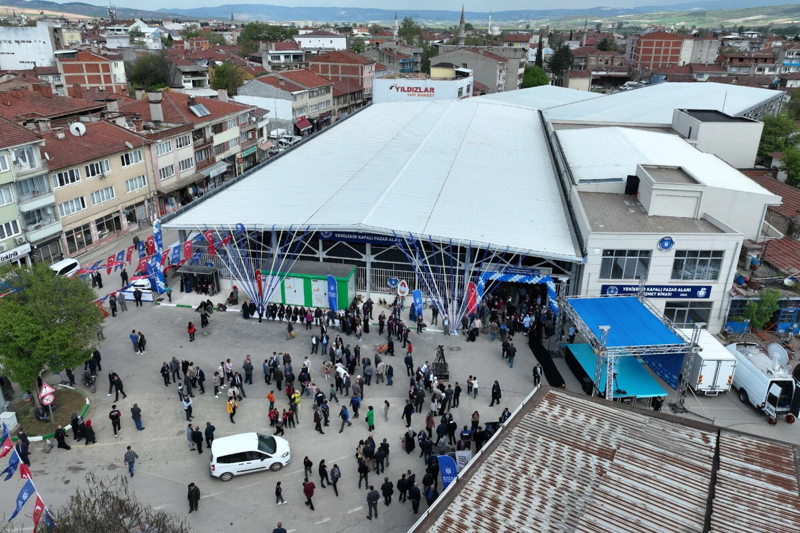 Yenişehir’de konforlu alışveriş dönemi başladı