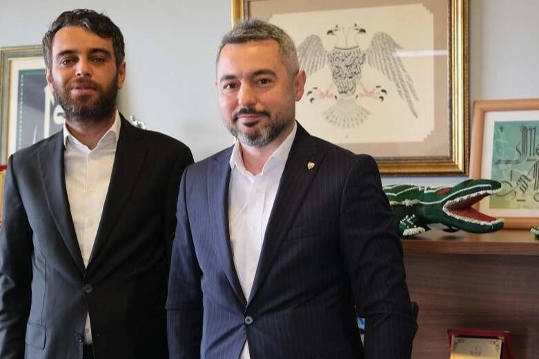 Emin Adanur, Bursaspor Kulübü’ne 12 milyon TL bağışladı