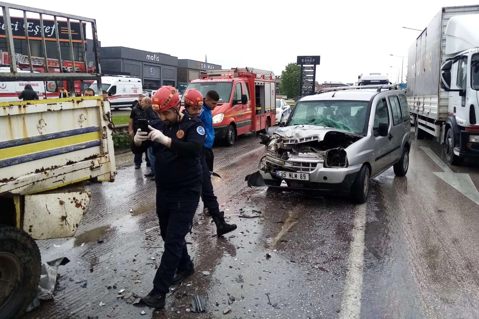 Zincirleme kazada 2 kişi yaralandı