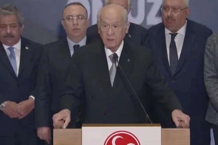 Bahçeli' den ilk açıklama : "Her kesim saygı duymalıdır.