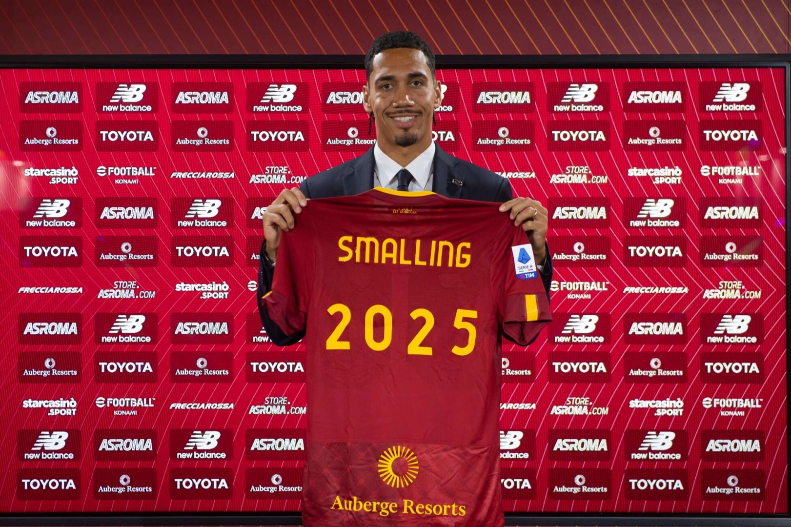 Roma, Chris Smalling'in sözleşmesini 2025 yılına kadar uzattı