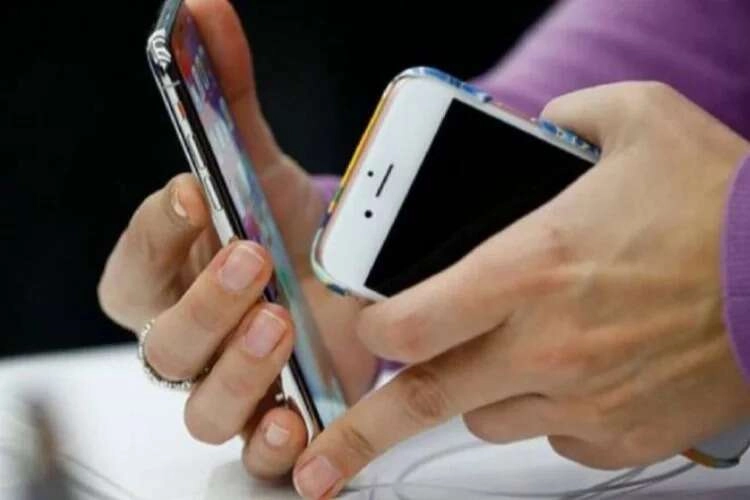 Bayramda telefon ile görüşme rekoru! 21 milyar dakika