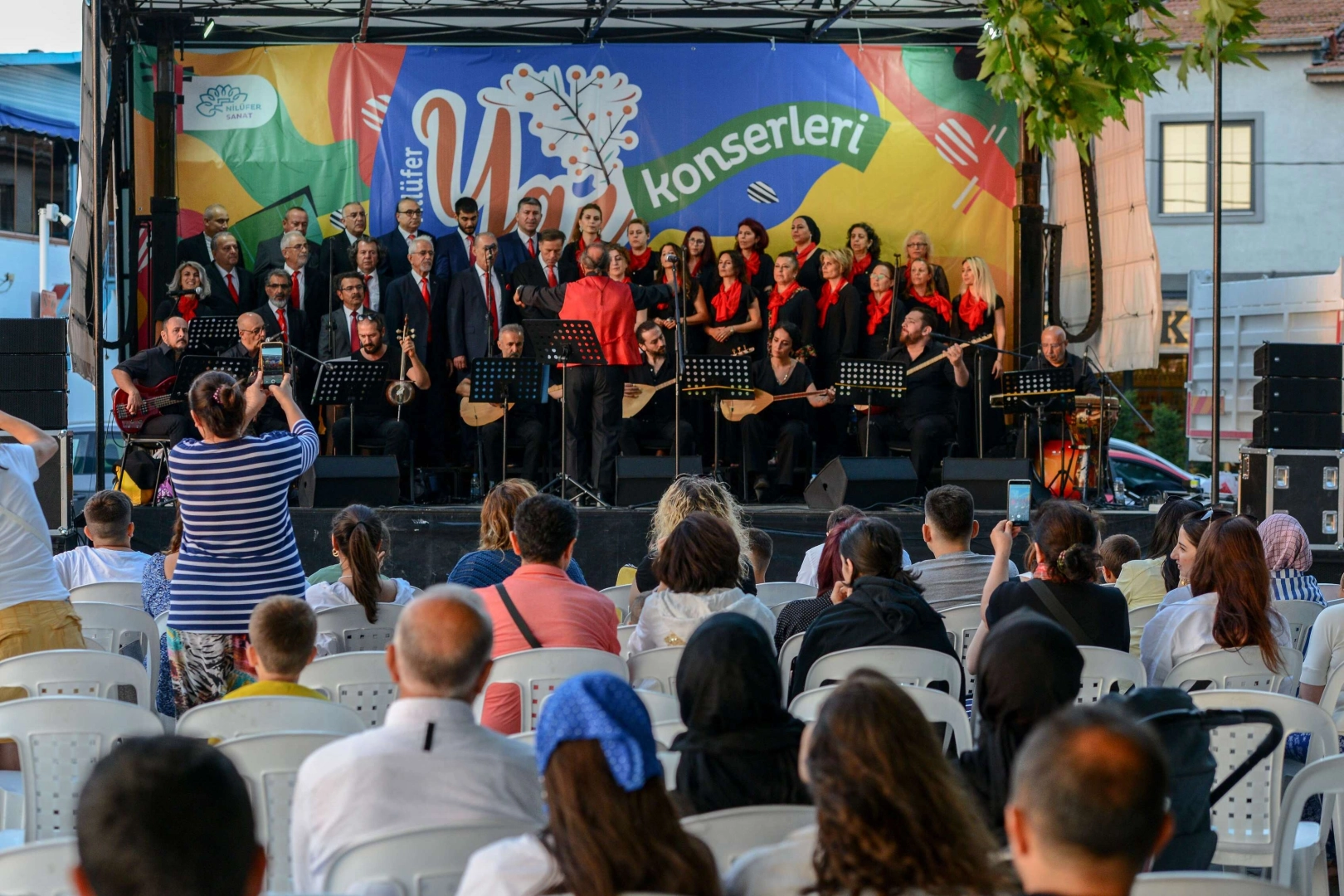 Nilüfer'de her mahallede renkli yaz konserleri