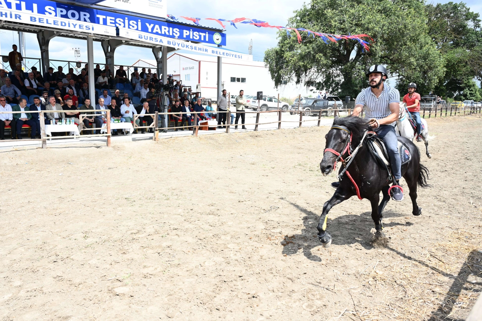 Rahvan At Yarışlarında Çeyrek Final Coşkusu Bursa'da