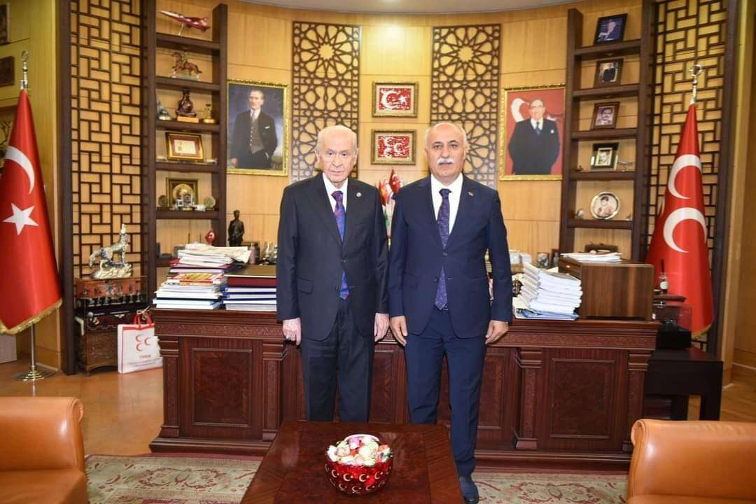 Başkan Aydın Bahçeli'yi makamında ziyaret etti