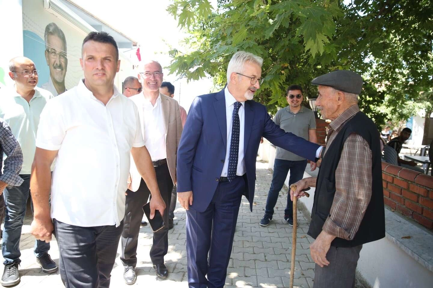 Başkan Erdem, Güngören sakinlerine kulak verdi