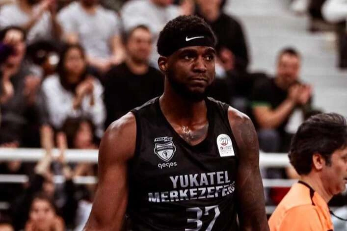 Bursaspor Basketbol Durdurlamıyor...Bir Transfer Daha