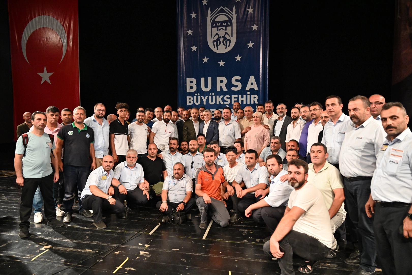 Bursa Büyükşehir Belediyesi personelinde yüzler gülüyor