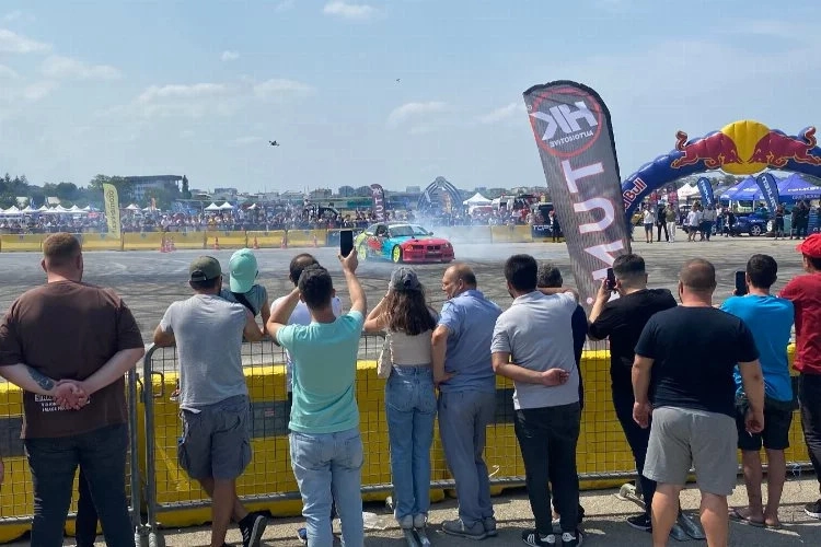 3.Yeşil Bursa Tuning Festivali'nde adrenalin tavan yaptı