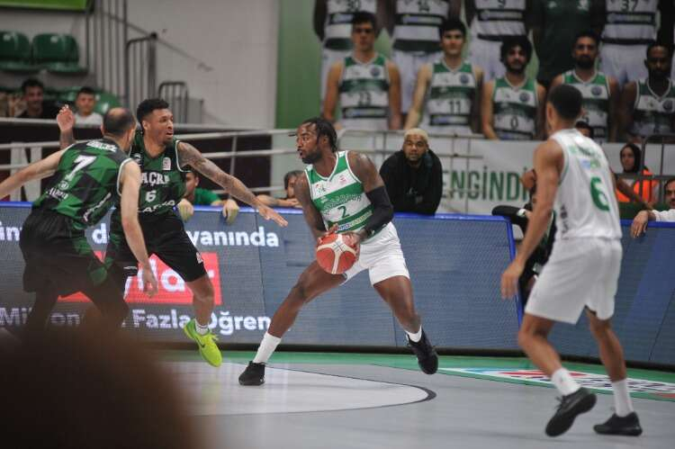 Bursaspor İnfo Yatırım-Darüşşafaka Lassa (FOTO GALERİ)