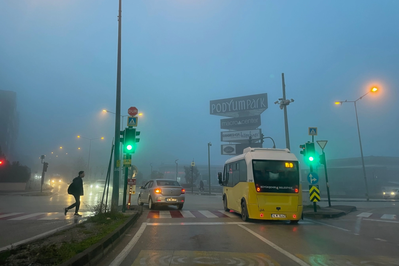 Bursa sisli ve puslu havaya teslim oldu!