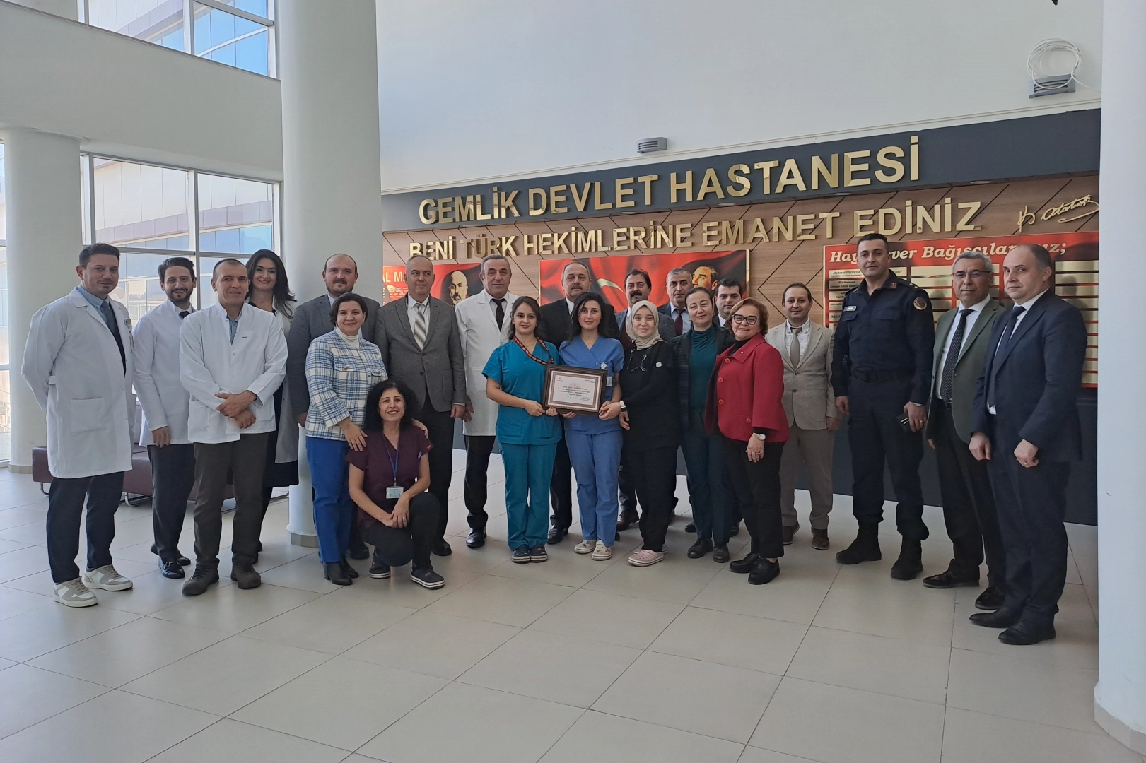 Gemlik Devlet Hastanesi'ne ‘Anne Dostu Hastane’ unvanı