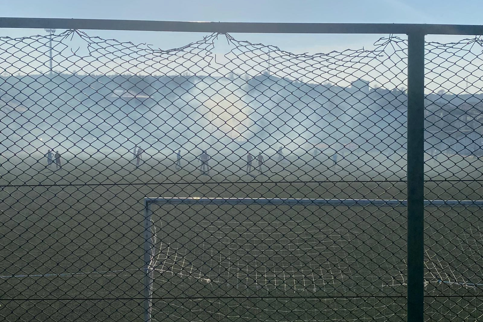 Çöp yangını maça damga vurdu!