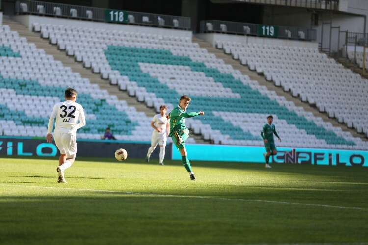 Bursaspor Nazilli Belediyespor ile berabere kaldı (FOTO GALERİ)